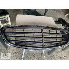 BAŞKAN TİC.MERCEDES A2058802683 W205 C 180 C 200 EXCLUSİVE ÖN PANJUR 2058802683